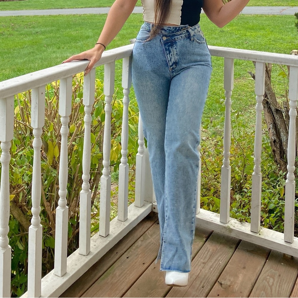 Women's Light Asymmetrical Waist Blue Jeans
